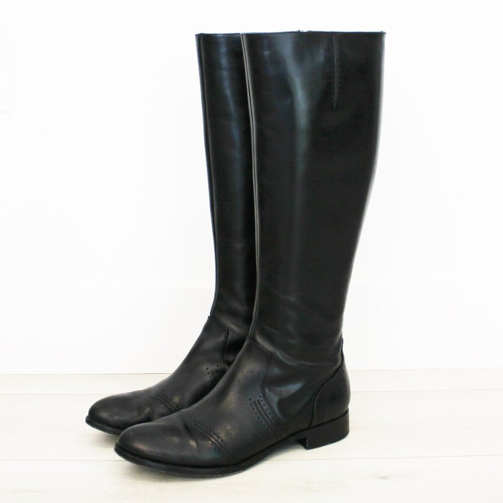 Via Spiga Classic Black Leather Tall Flat Riding Boots with Side Zipper, Size 7